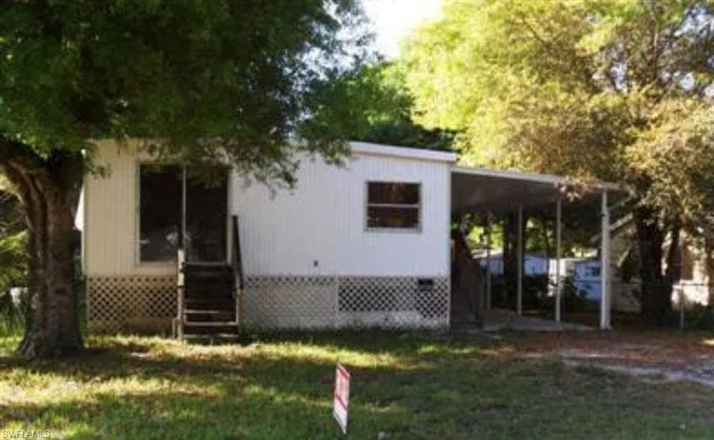 331 San Bernardino ST NORTH FORT MYERS, FL 33903