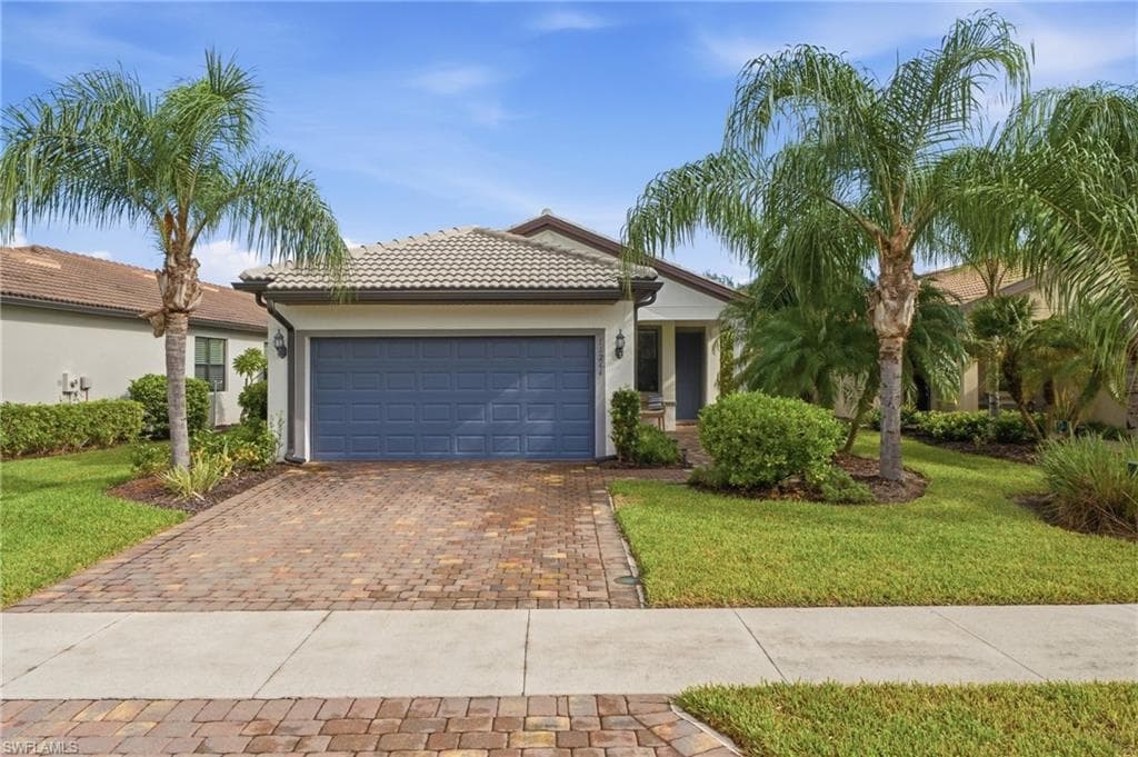 11244 Carlingford RD FORT MYERS, FL 33913