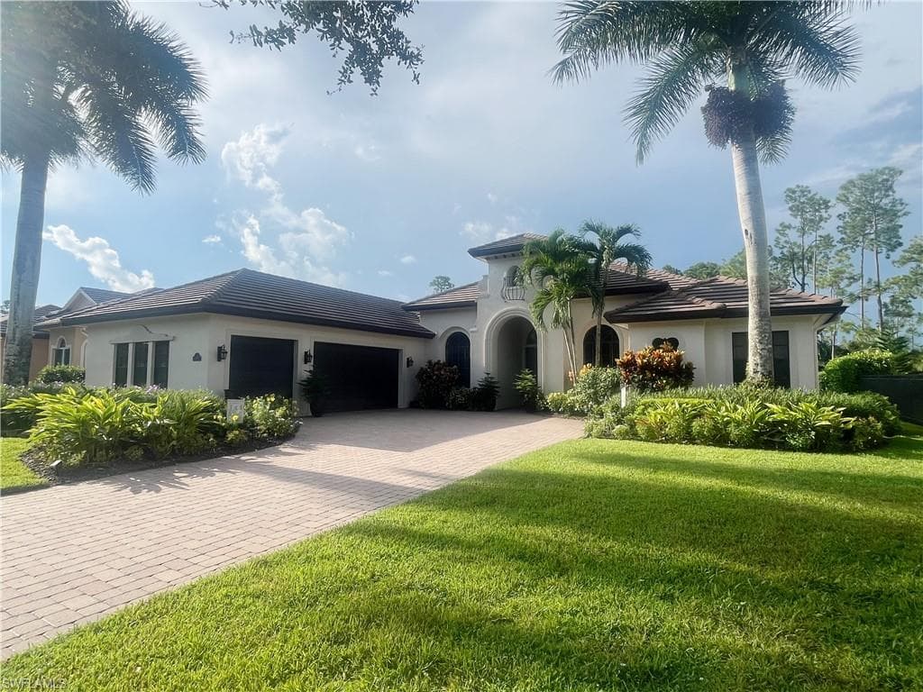 14652 Beaufort CIR NAPLES, FL 34119