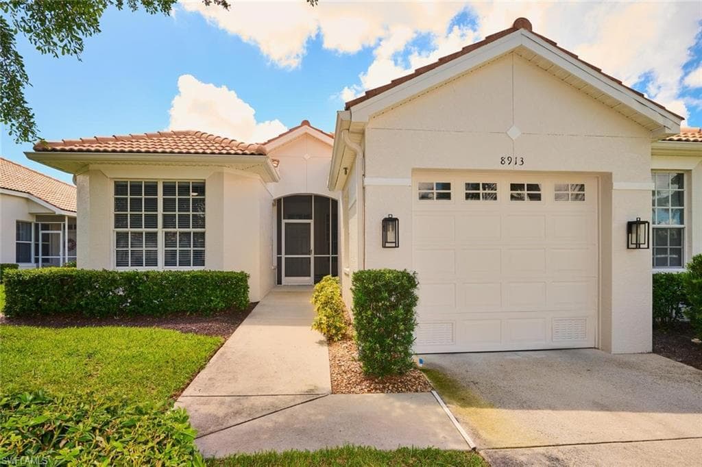8913 Bristol BEND FORT MYERS, FL 33908