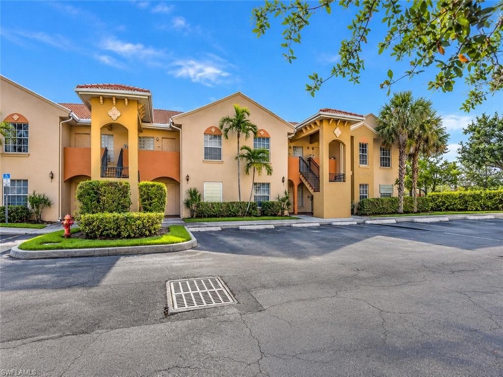 4166 Castilla CIR 205 FORT MYERS, FL 33916