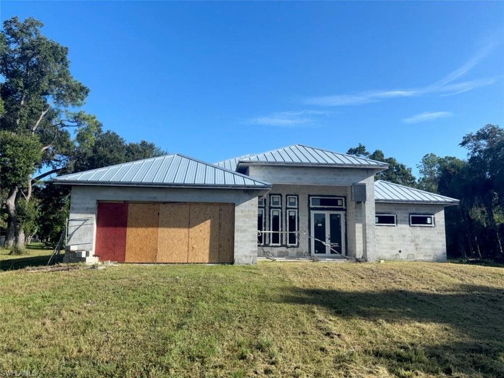 4793 Green BLVD NAPLES, FL 34116