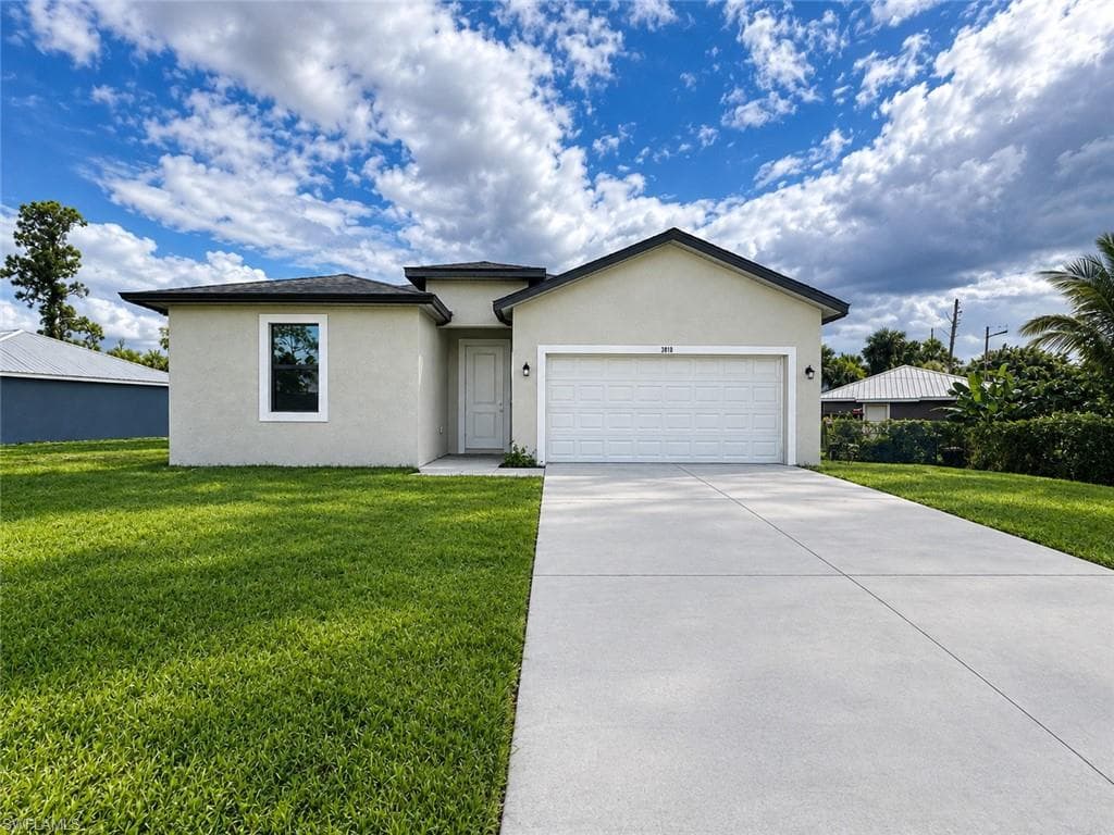 3010 Harvard CIR NE LABELLE, FL 33935