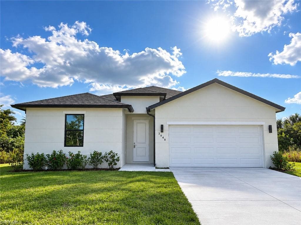 3048 Birwood CIR LABELLE, FL 33935