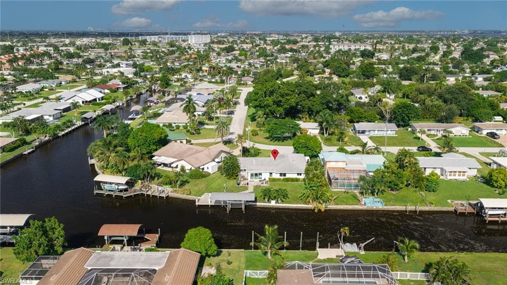 5204 Tower DR CAPE CORAL, FL 33904