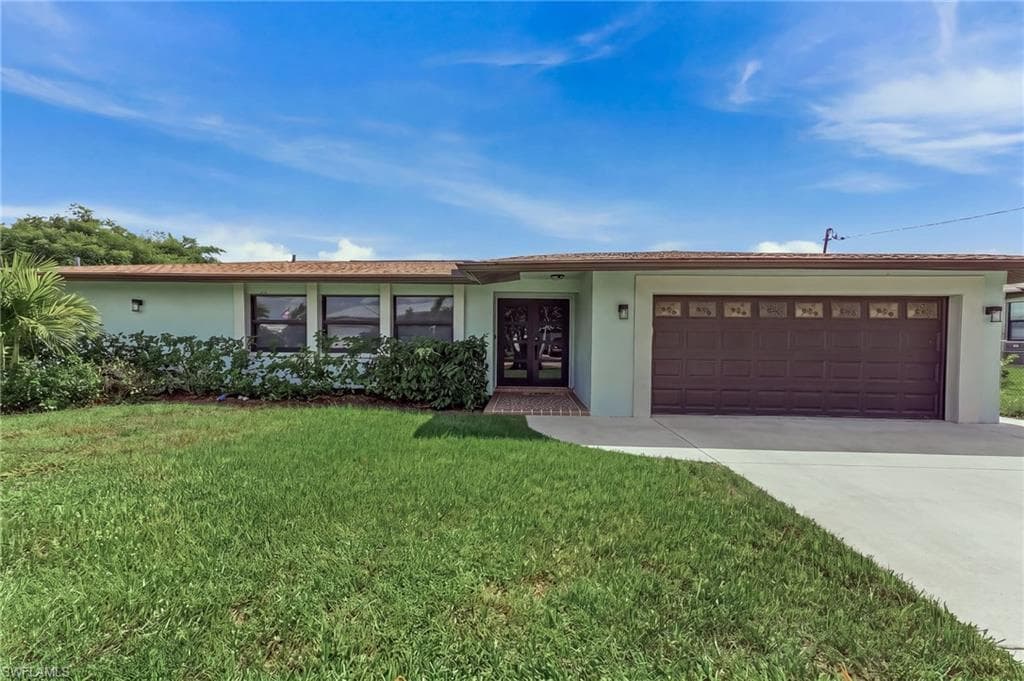 1928 SE 15th TER CAPE CORAL, FL 33990
