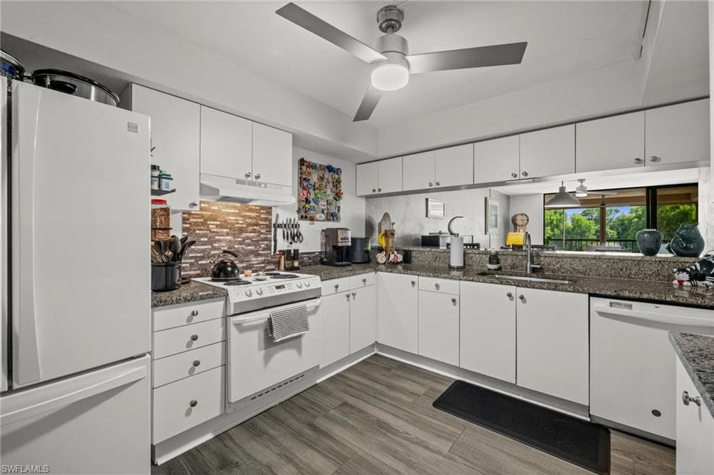 2069 W Lakeview BLVD 5 NORTH FORT MYERS, FL 33903