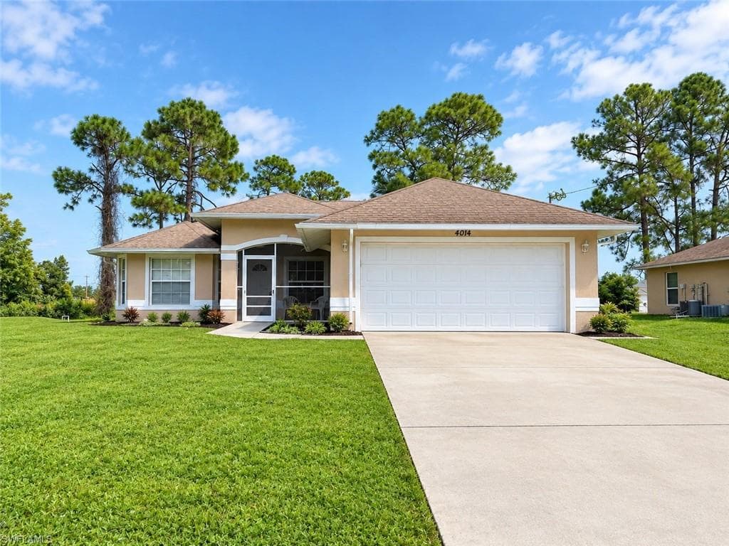 4014 3rd ST W LEHIGH ACRES, FL 33971
