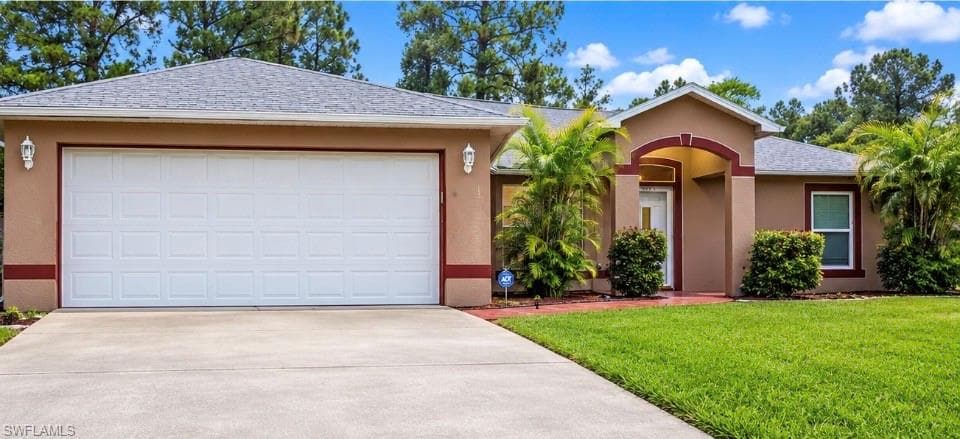 1104 Connie AVE N LEHIGH ACRES, FL 33971