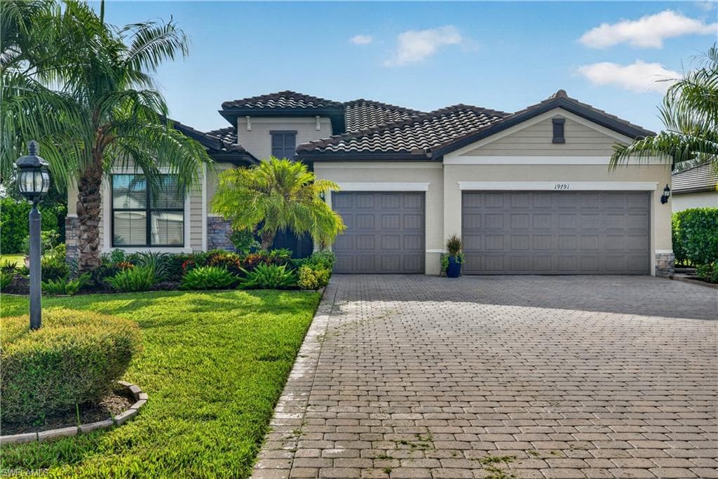 19791 Beverly Park RD ESTERO, FL 33928