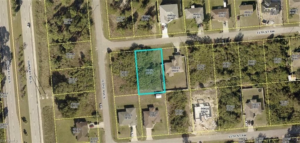4313 11th ST SW LEHIGH ACRES, FL 33976