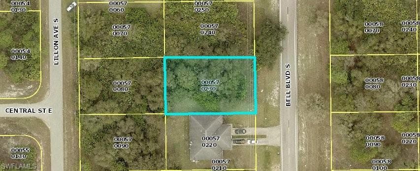 434 Bell BLVD S LEHIGH ACRES, FL 33974