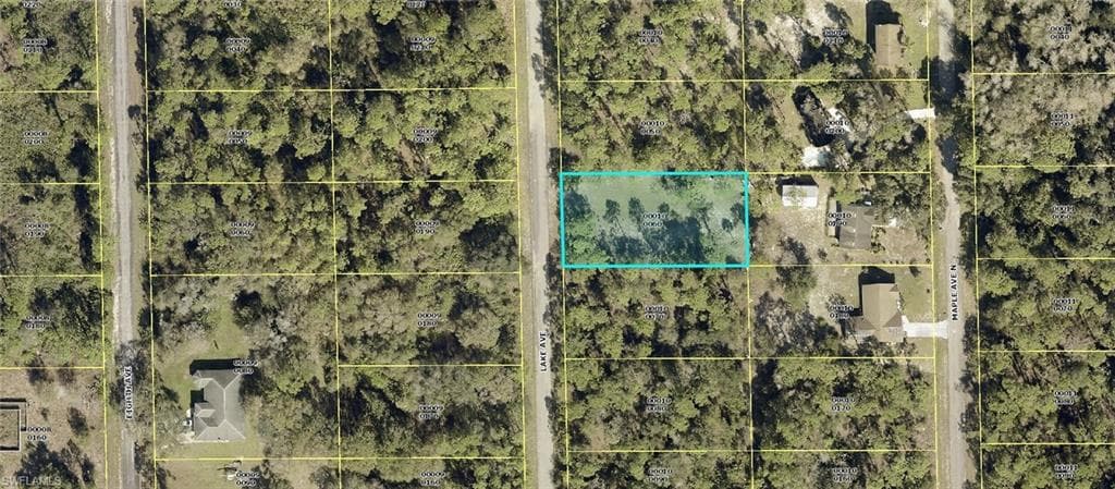 1662 Lake AVE LEHIGH ACRES, FL 33972