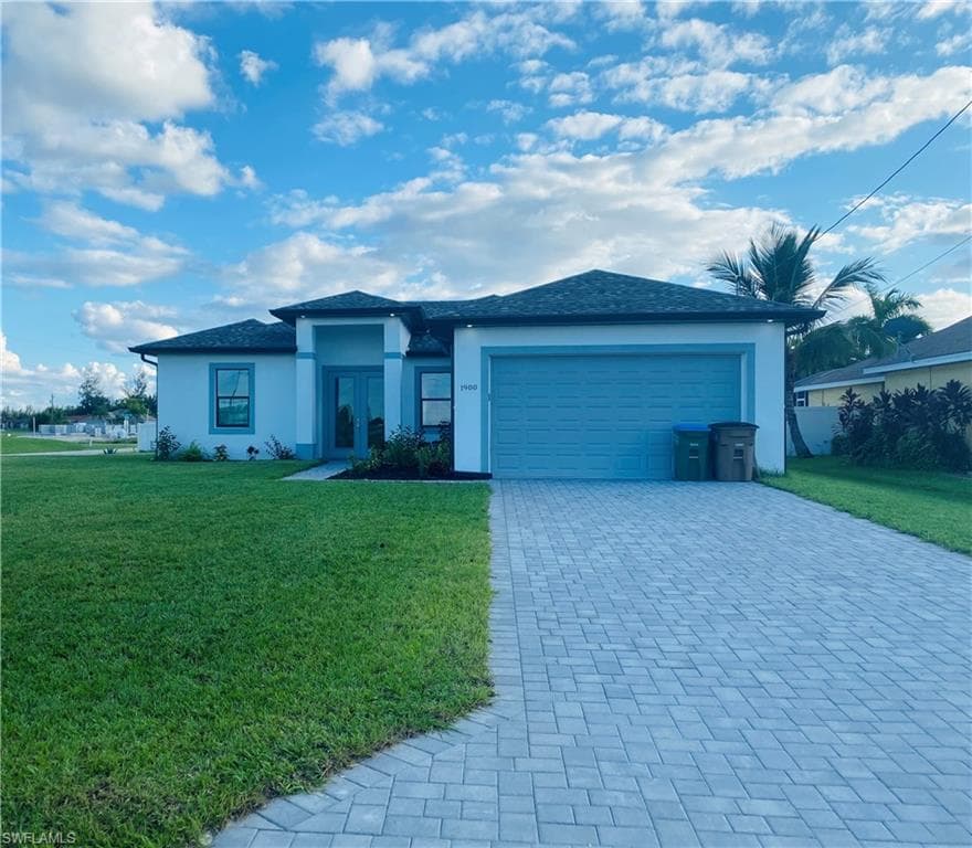 2006 9th ST CAPE CORAL, FL 33993