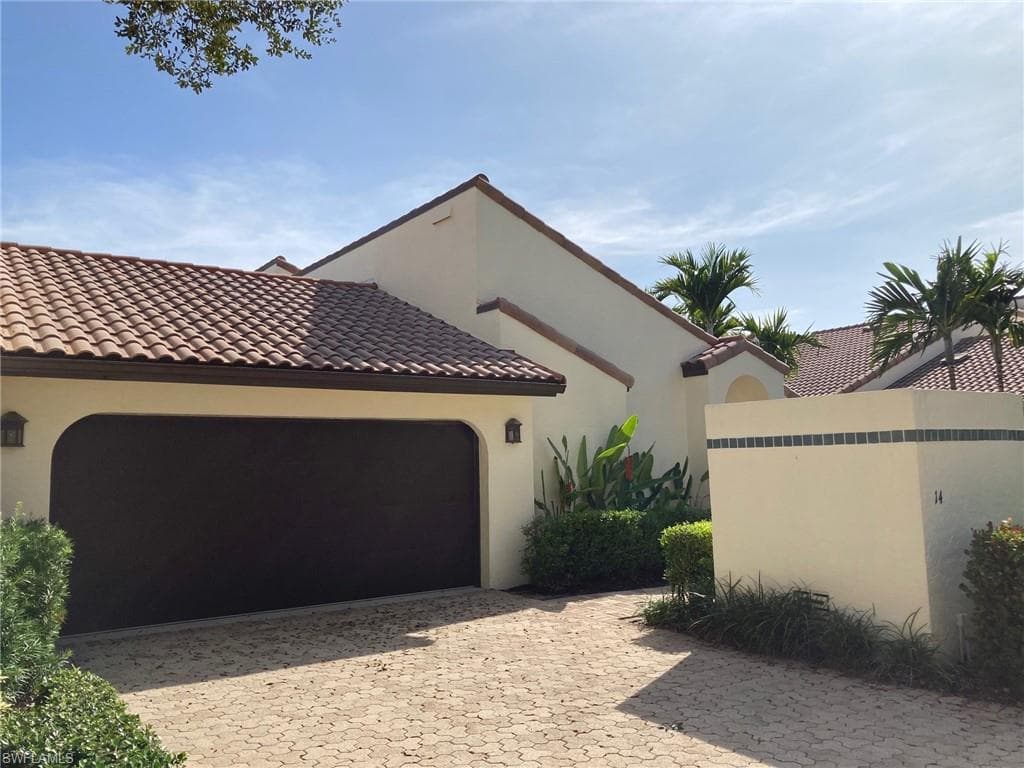 14 Las Brisas WAY NAPLES, FL 34108