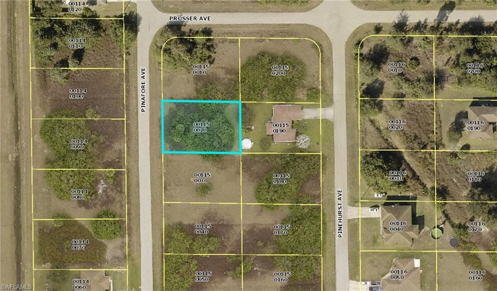 355 Pinafore AVE LEHIGH ACRES, FL 33974