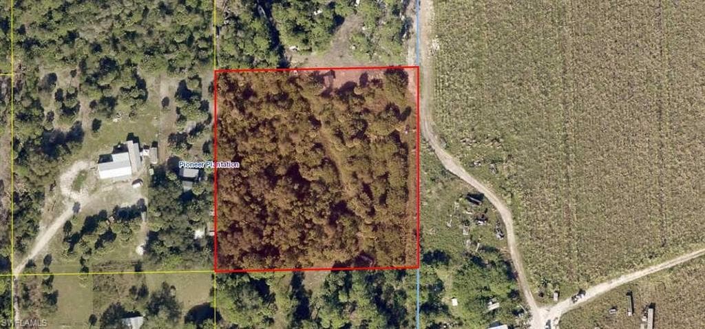 18129 Pioneer CLEWISTON, FL 33440