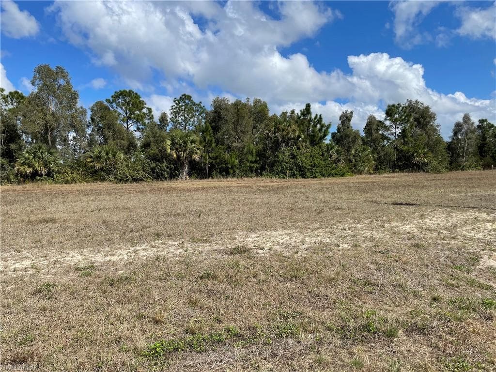 3745 NE 14th PL CAPE CORAL, FL 33909