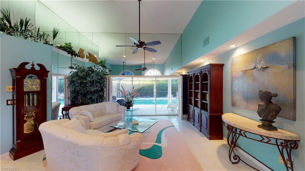 803 Pitch Apple LN NAPLES, FL 34108