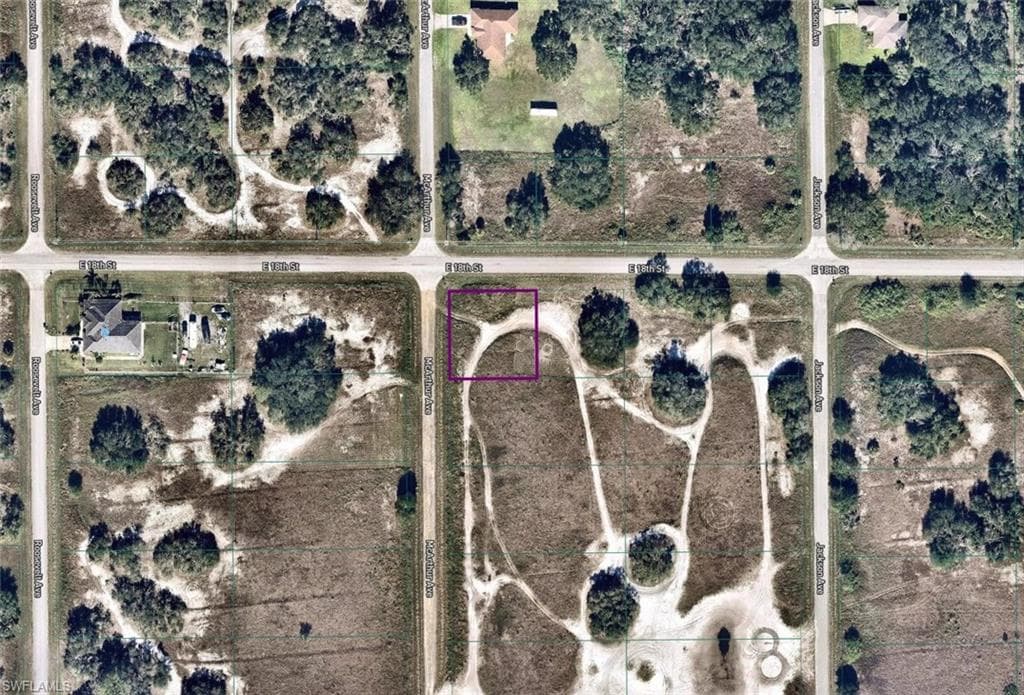 2800 E 18th ST LEHIGH ACRES, FL 33972