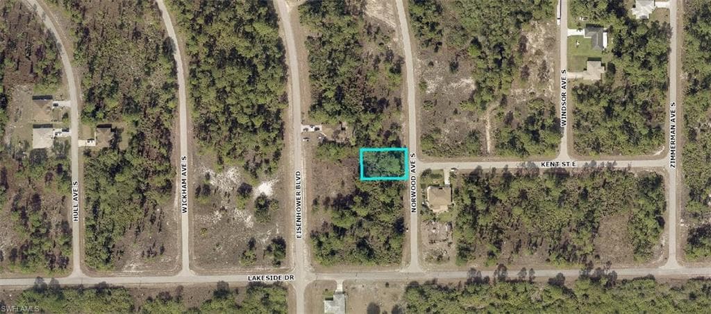 462 Norwood AVE S LEHIGH ACRES, FL 33974