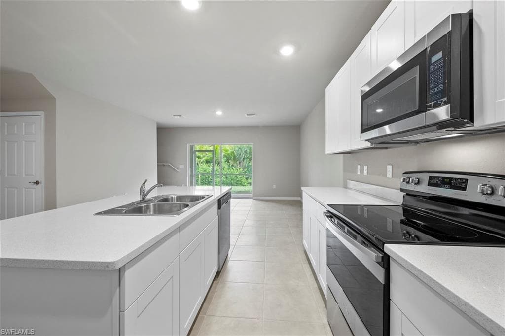 15377 Wildflower CIR NAPLES, FL 34119