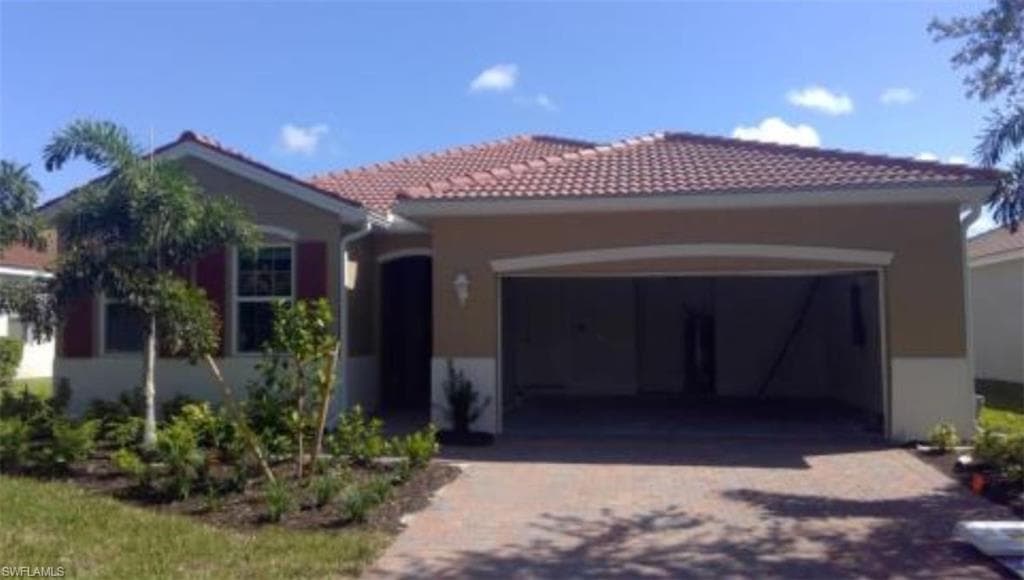 2971 Apple Blossom DR ALVA, FL 33920
