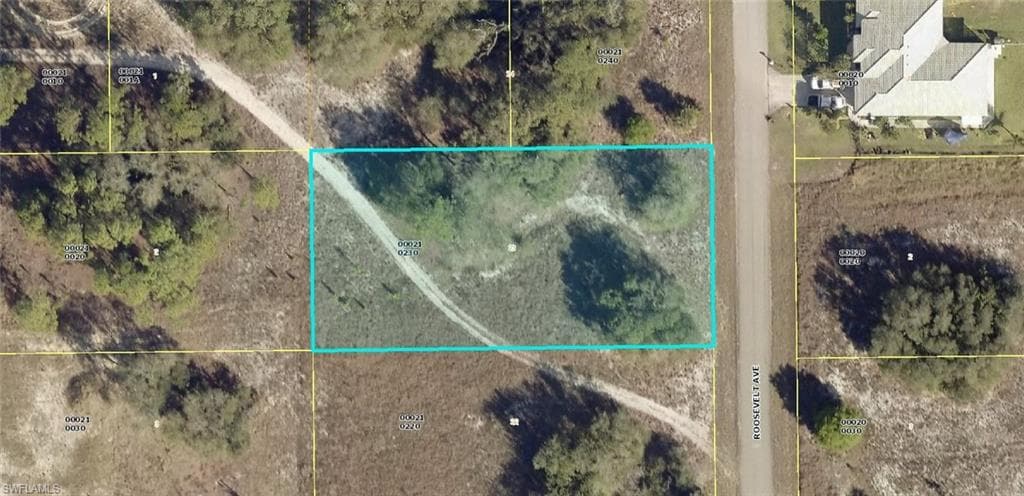 1721 Roosevelt AVE LEHIGH ACRES, FL 33972