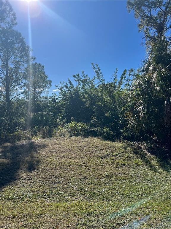 2723 Darlene PL LEHIGH ACRES, FL 33971