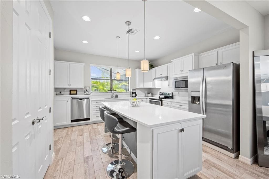 10804 Glenhurst ST FORT MYERS, FL 33913