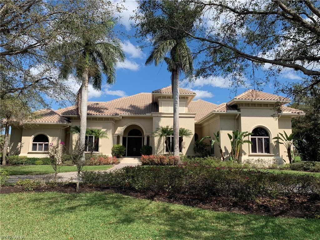 11405 Golden Eagle CT NAPLES, FL 34120