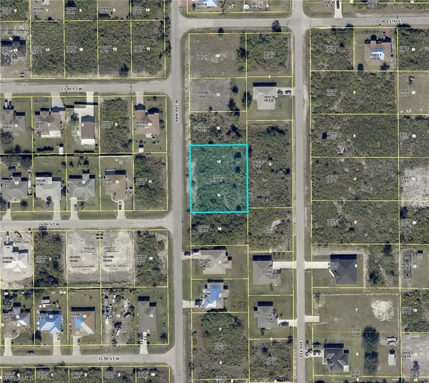 2600 Ann AVE N LEHIGH ACRES, FL 33971