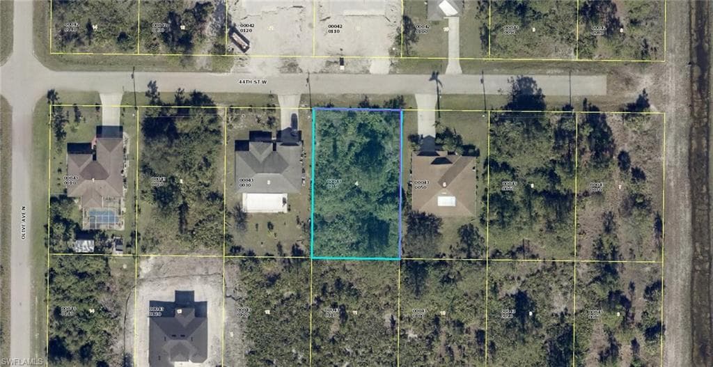 3107 44th ST W LEHIGH ACRES, FL 33971