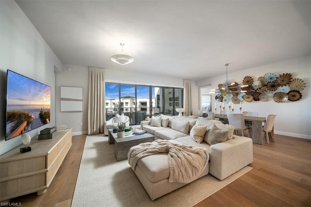 1125 Central AVE 568 NAPLES, FL 34102