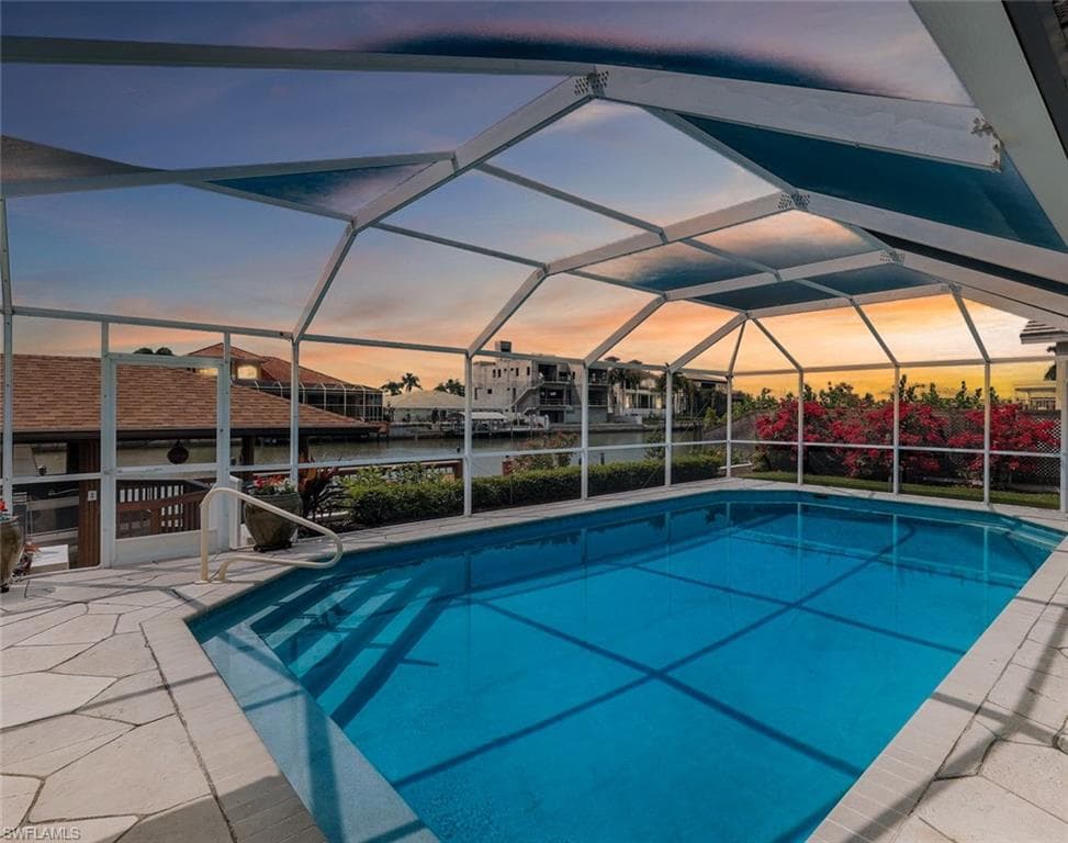 464 Conners AVE NAPLES, FL 34108