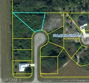 8010 Bon CT LABELLE, FL 33935