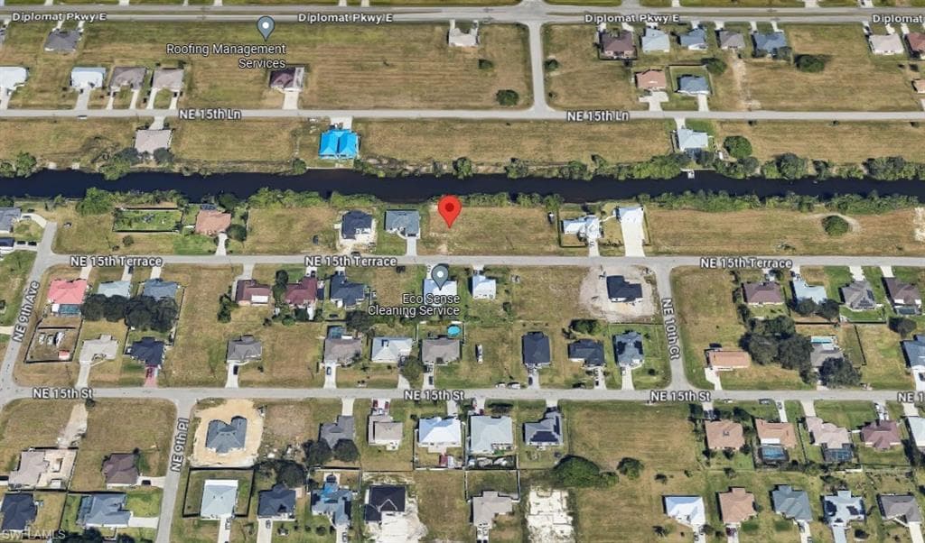 1005 NE 15th TER CAPE CORAL, FL 33909