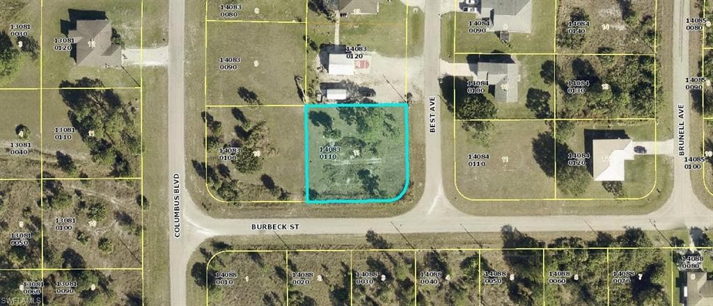 1262 Best AVE FORT MYERS, FL 33913