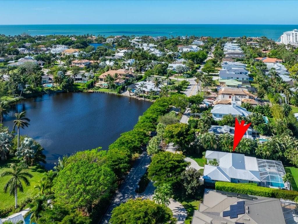 549 7TH AVE N NAPLES, FL 34102
