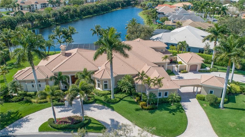 574 Portsmouth CT NAPLES, FL 34110