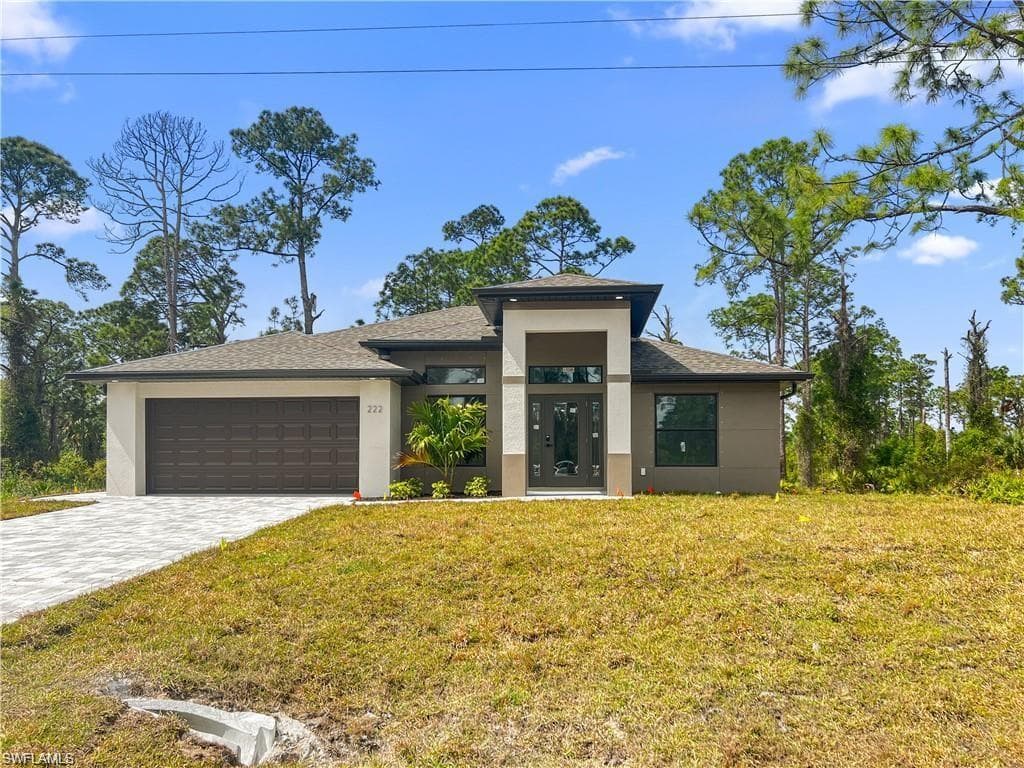 706 Ashland ST E LEHIGH ACRES, FL 33974