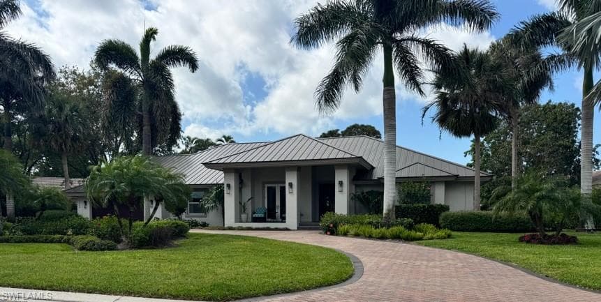 3668 Woodlake DR BONITA SPRINGS, FL 34134