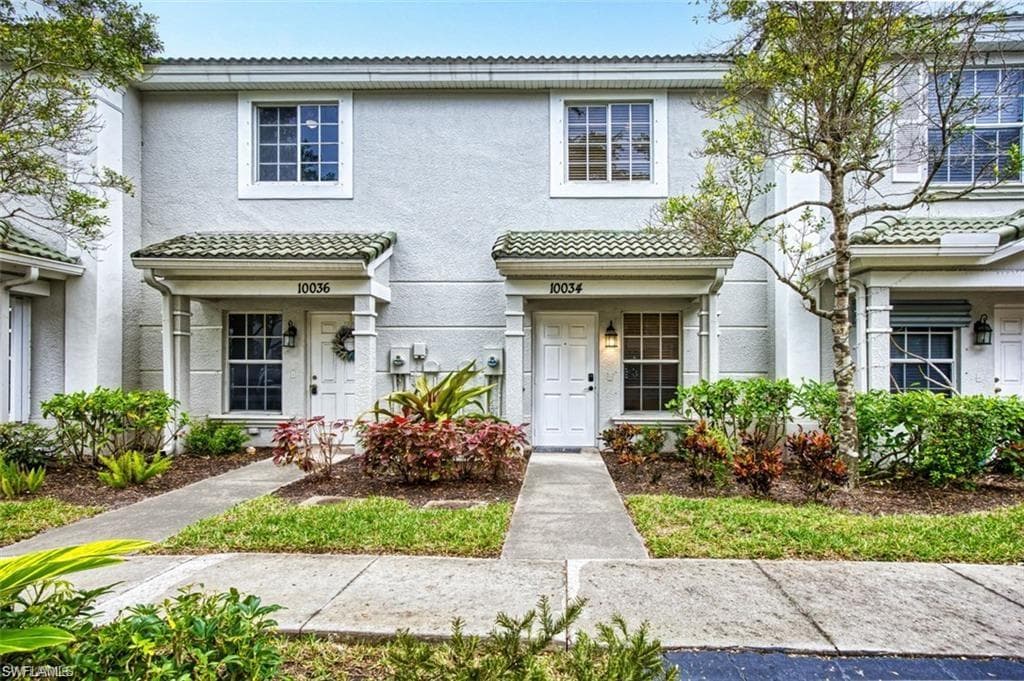 10034 Poppy Hill DR FORT MYERS, FL 33966