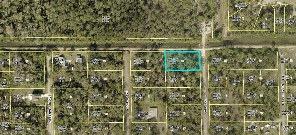 1721 Lake AVE LEHIGH ACRES, FL 33972