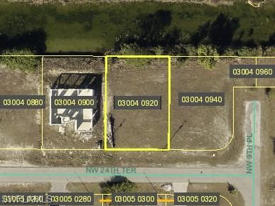 911 NW 24th TER CAPE CORAL, FL 33993