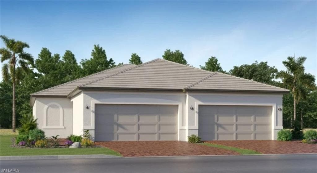 19641 Hinkley DR ESTERO, FL 33928