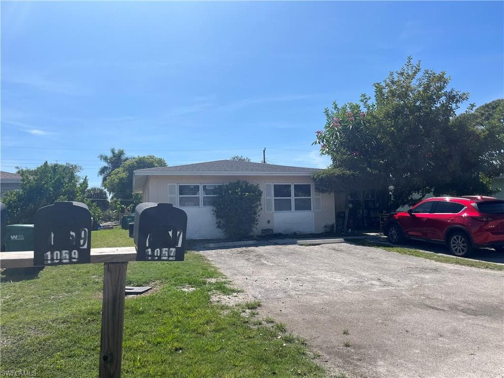 1059 San Remo AVE NAPLES, FL 34104