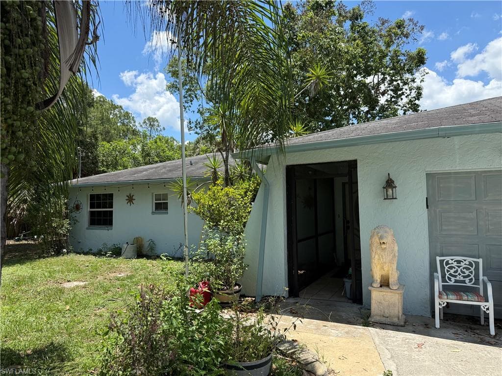 530 18th AVE NE NAPLES, FL 34120