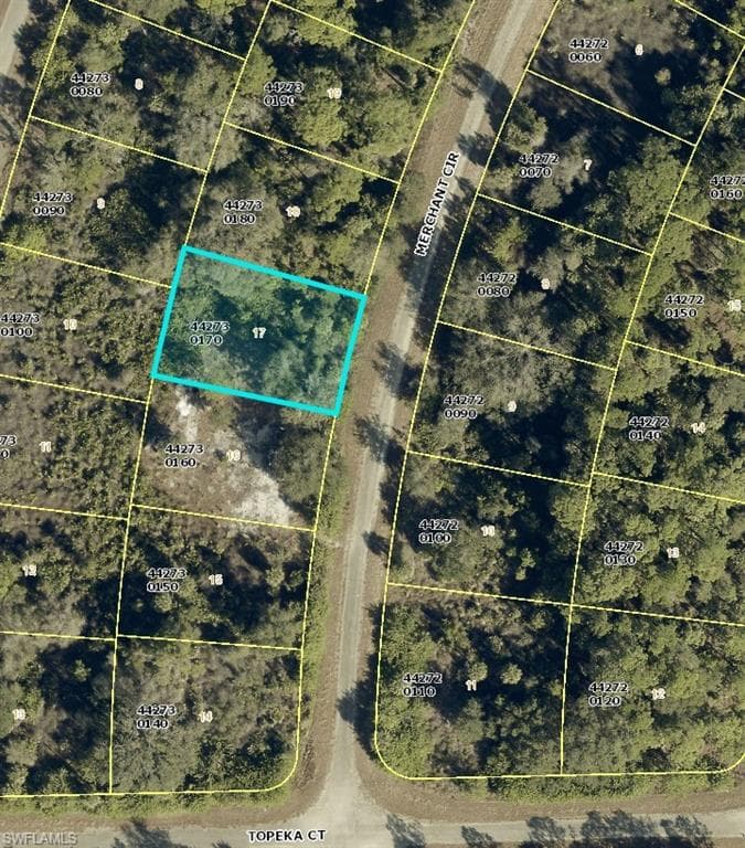 1855 Merchant CIR LEHIGH ACRES, FL 33972