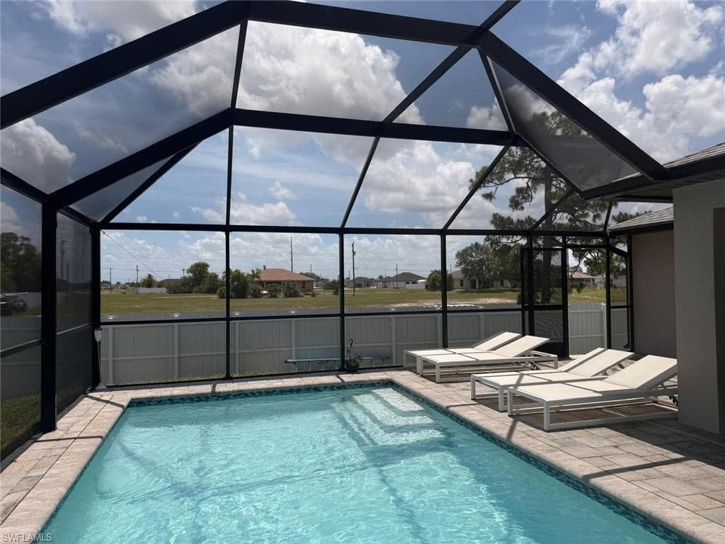 113 15th ST CAPE CORAL, FL 33993